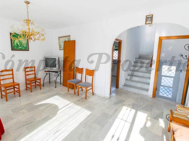Townhouse for rent in Torrox, Málaga