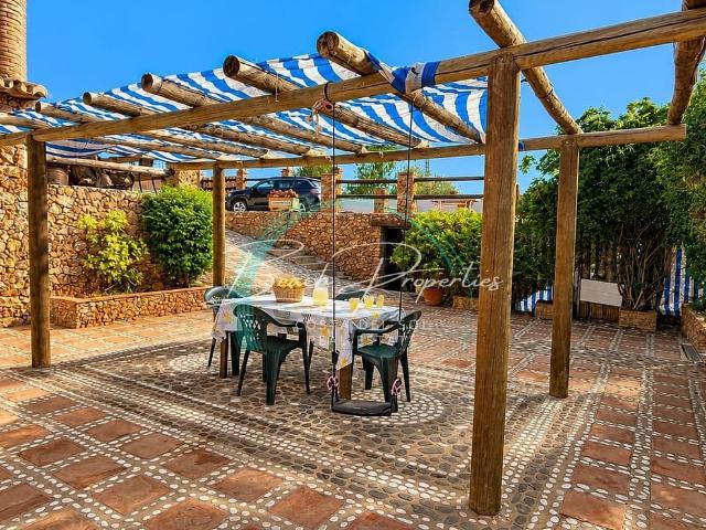 Townhouse for rent in Torrox Pueblo, Torrox, Málaga