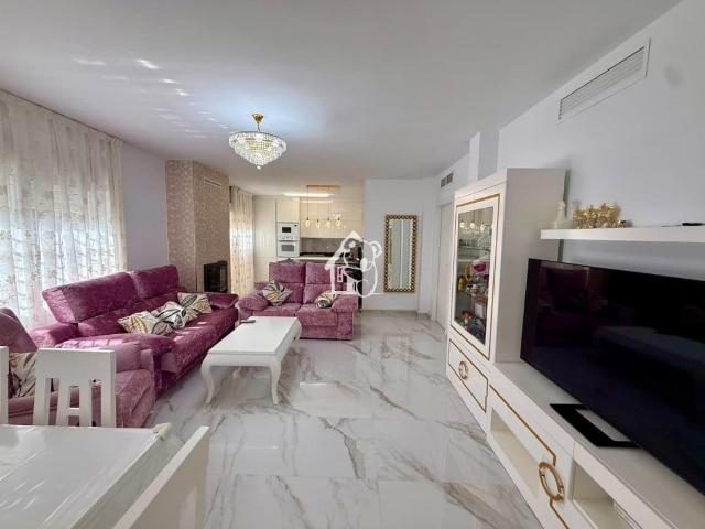 Townhouse for rent in Torre de la Horadada, Pilar de la Horadada, Alicante
