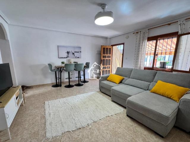 Townhouse for rent in Torre de la Horadada, Pilar de la Horadada, Alicante