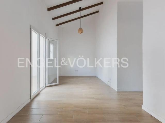 Townhouse for rent in Tavernes Blanques, Valencia