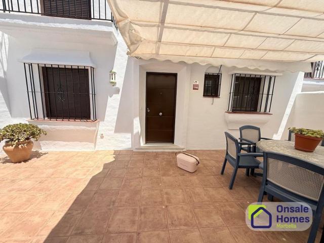 Townhouse for rent in Valdeolletas Las Cancelas Xarblanca, Marbella, Málaga