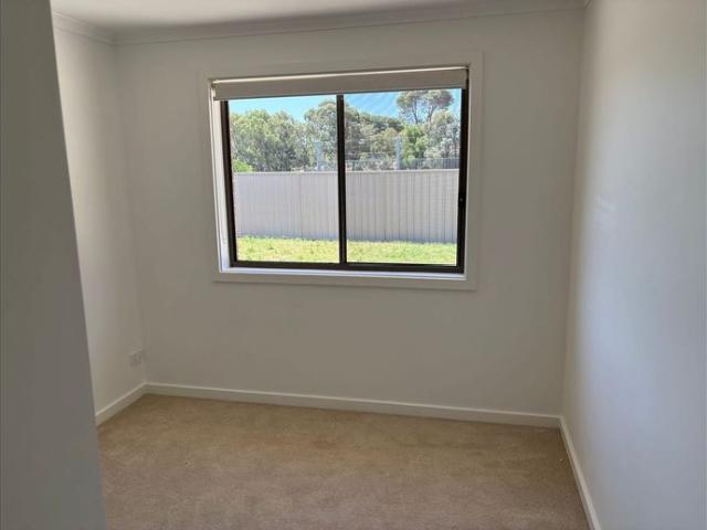 TownHouse for Rent: Three Bedroom, Double Garage