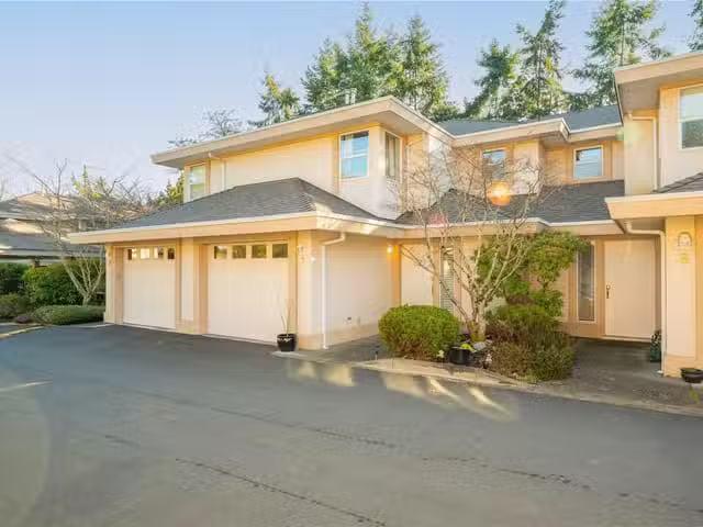 Townhouse for sale in Parksville, 7 290 Corfield St, 1036383