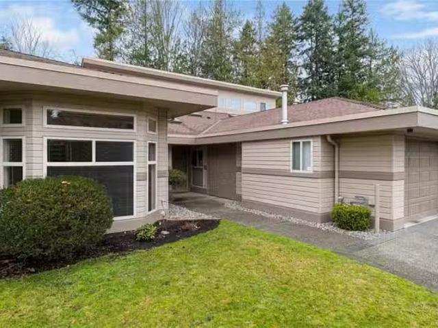 Townhouse for sale in Parksville, 896 Lakes Blvd, 1026242