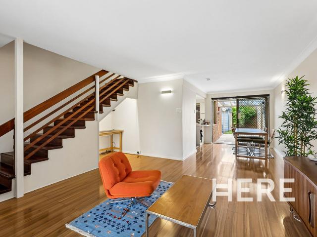 Townhouse in 6/4 Corboy Street, Wembley WA 6014