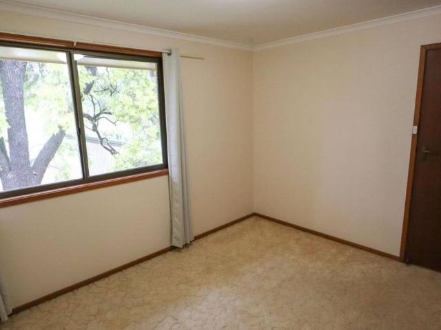TOWNHOUSE IN CONVENIENT LISMORE HEIGHTS