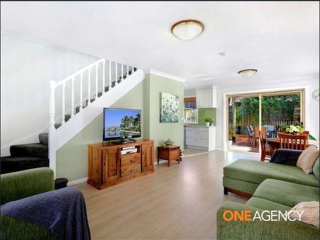 TOWNHOUSE IN CONVENIENT LOCALE