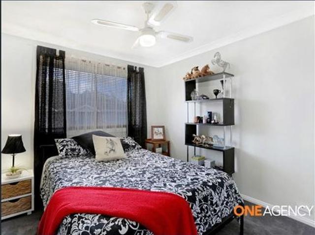 TOWNHOUSE IN CONVENIENT LOCALE