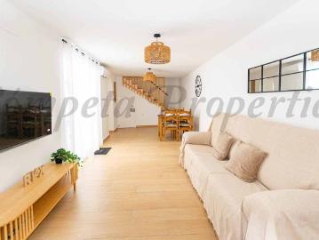 Townhouse in Canillas de Albaida, Inland Andalucia in the mountains
