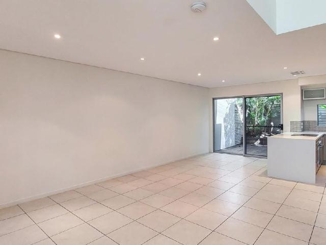 Townhouse in Central Location