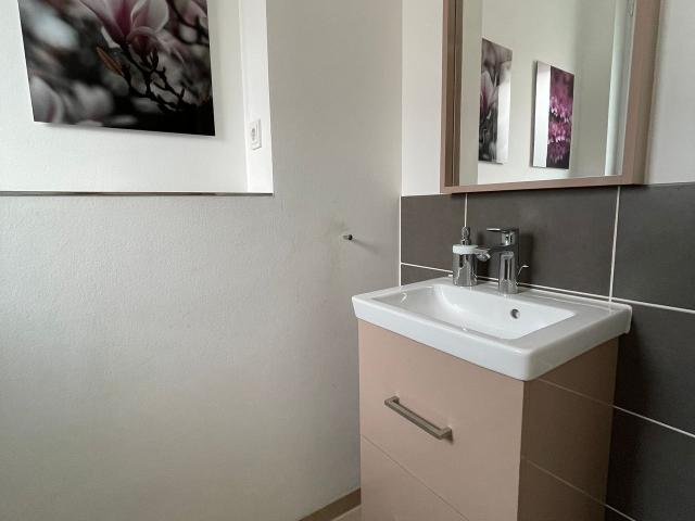 Townhouse in Grafental as good as new, Dusseldorf Amsterdam Apartments for Rent