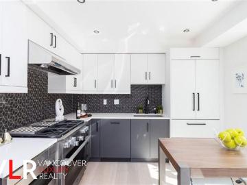 Greater Vancouver - Patio, Garden, Air conditioning