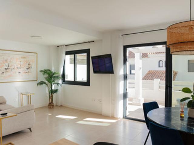 Townhouse in El Paraiso