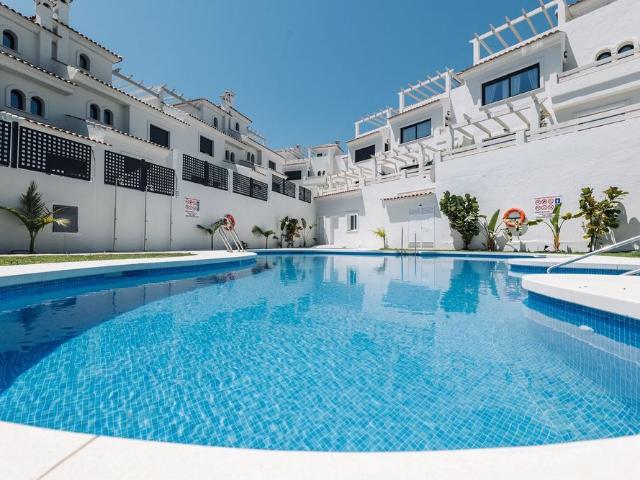 Townhouse in El Paraiso