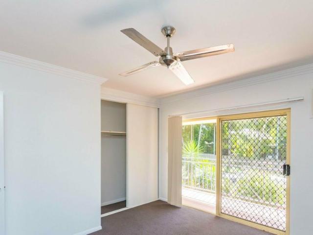 TOWNHOUSE IN FRESHWATER!