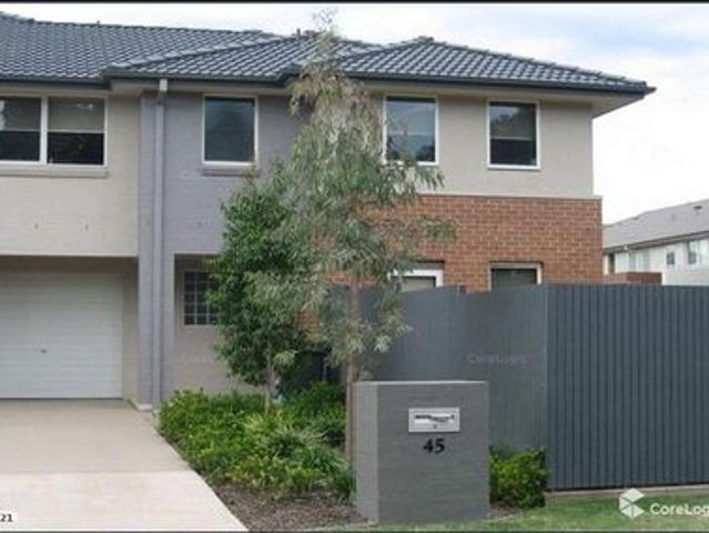 Townhouse in Mornington Estate