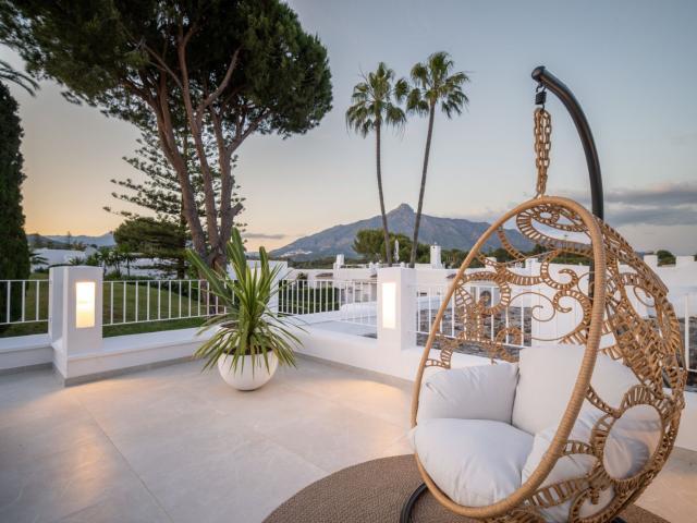 Townhouse in Nueva Andalucía