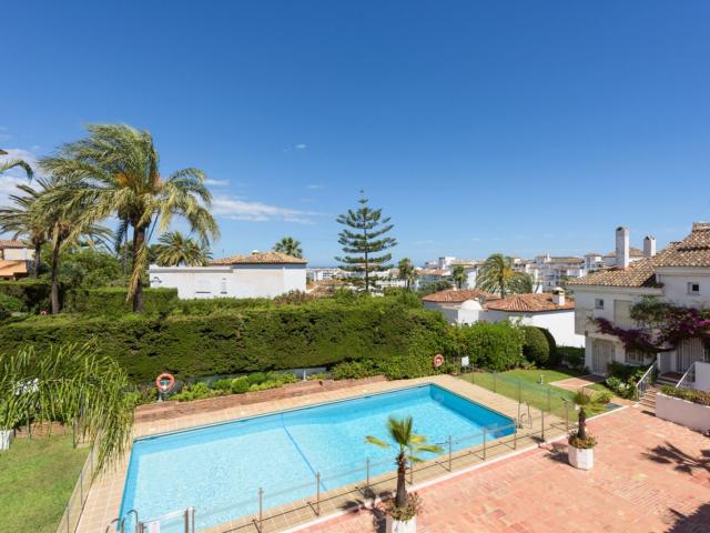 Townhouse in Nueva Andalucía