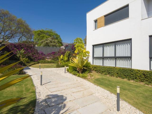 Townhouse in Nueva Andalucía