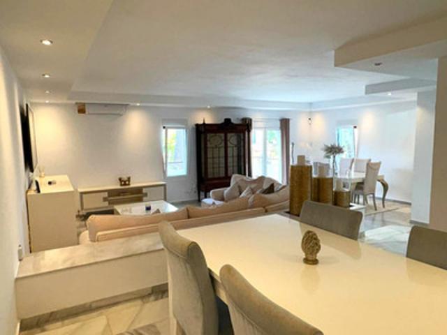 Townhouse in Nueva Andalucía