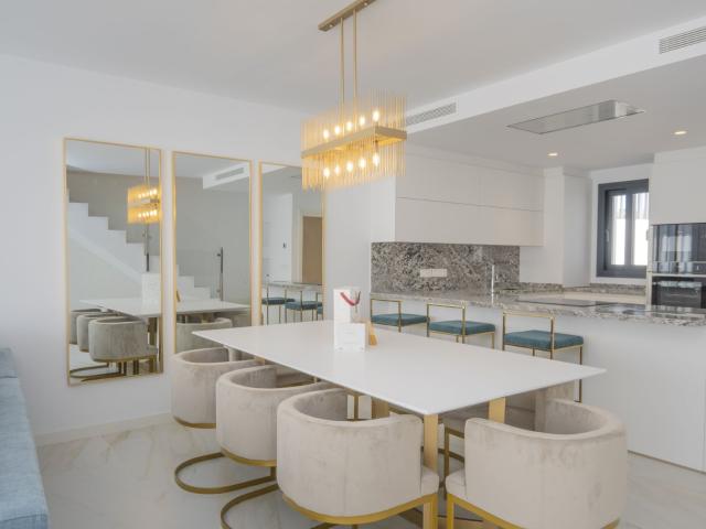 Townhouse in Nueva Andalucía