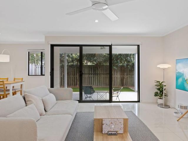 Townhouse in prime Buderim location to rent