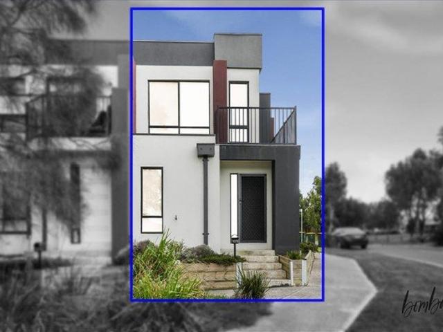 Townhouse in Wollert!