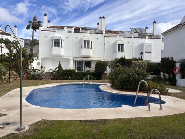 Townhouse in The Golden Mile