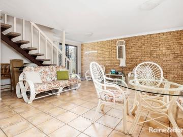 Townhouse in the ultimate beach location
