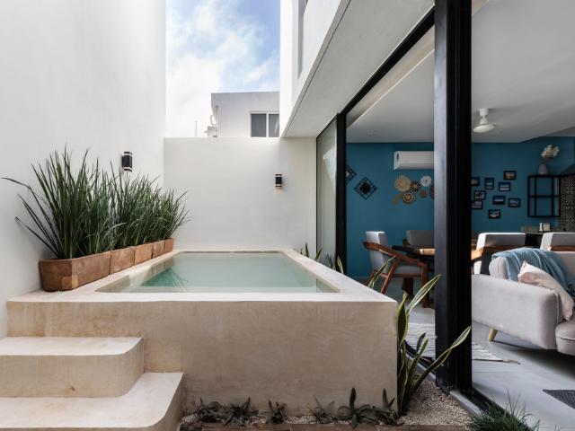 TownHouse | Own Pool + Solar Panels + Workspace