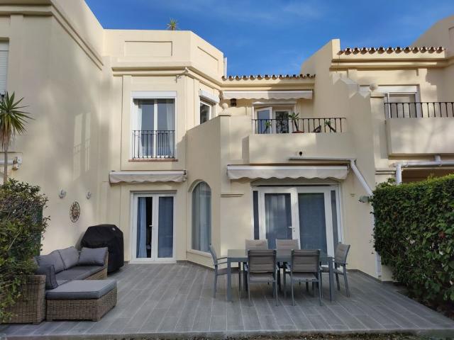 Townhouse · La Quinta