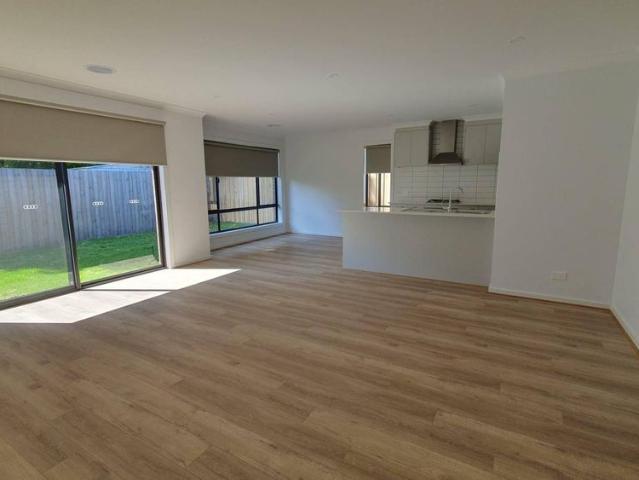 TOWNHOUSE LIVING CLOSE TO CBD