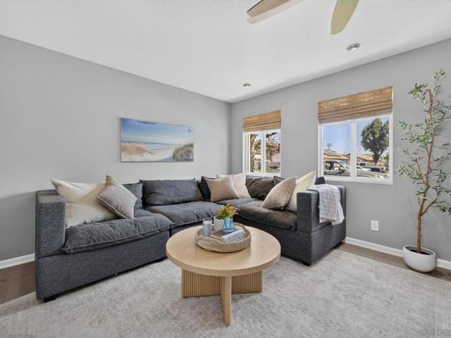 10376 Frank Lane