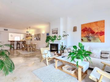 Townhouse · Nueva Andalucía
