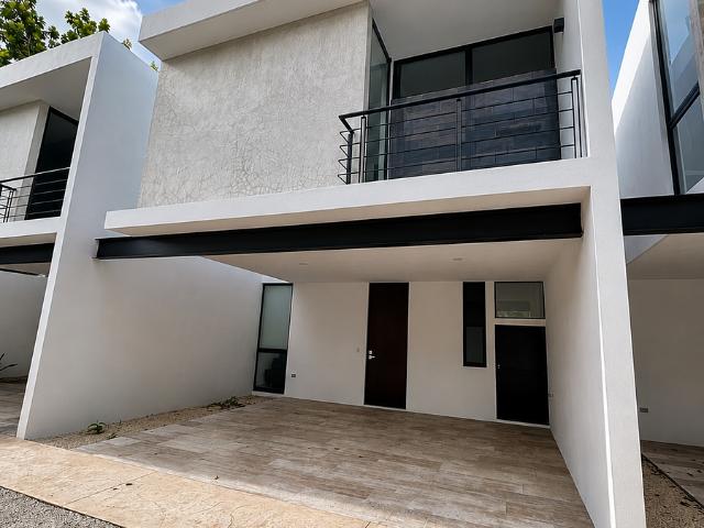| Townhouse semiamueblado en renta en Benito Juarez Norte |