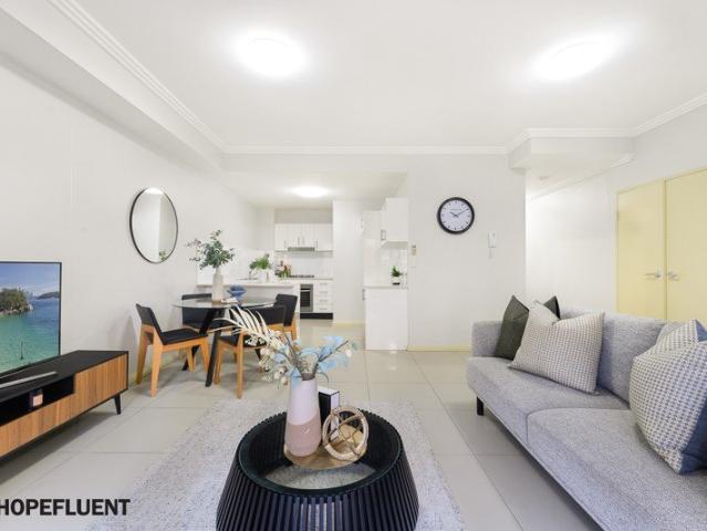 Townhouse Style Living with Huge Private Courtyard | 3 Bed + Study