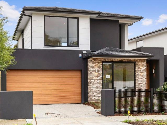 Townhouse, Perfectly Located