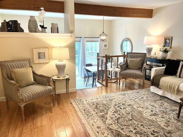 Townhouse Way Apt,woodstock, Condo For Sale