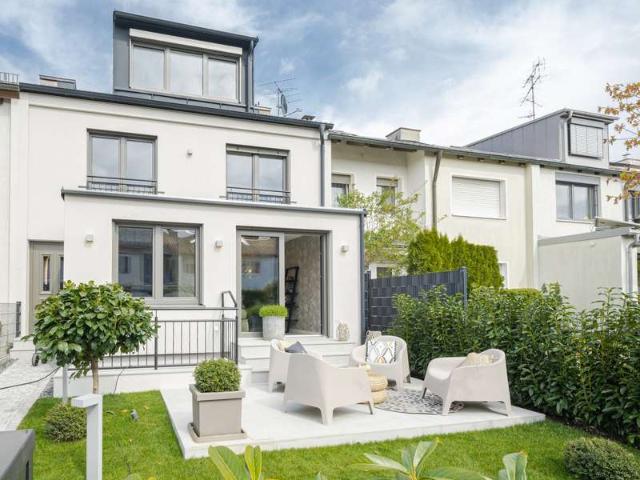 Townhouse West.37 ARCHITECTURAL CHARME. URBAN LIVING