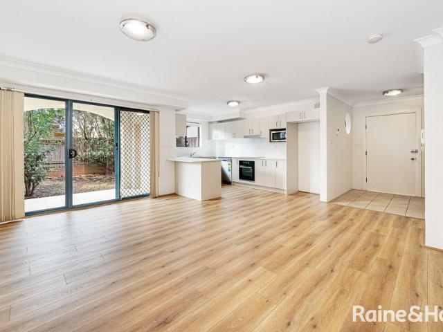 Townhouse with 1 bedroom, 1 bathroom & parking for 2 cars