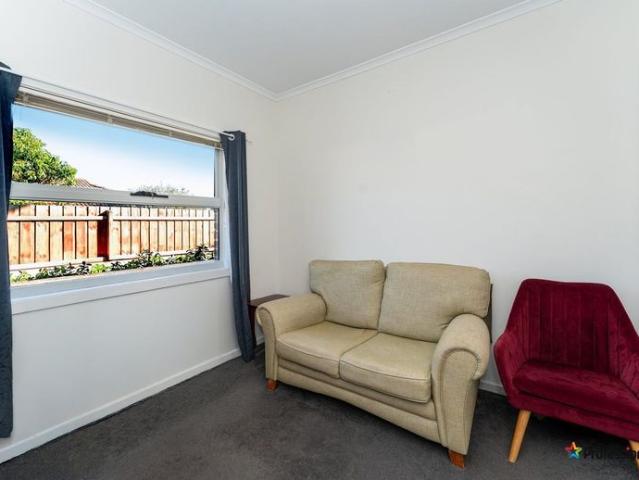 Townhouse with 3 Bedrooms and 2 Full Bathrooms