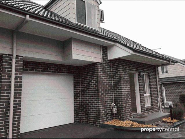 Townhouse with your own outdoor area and lock up garage