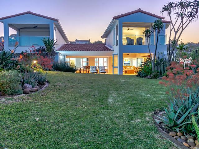 Townhouse to rent in uMhlanga Rocks