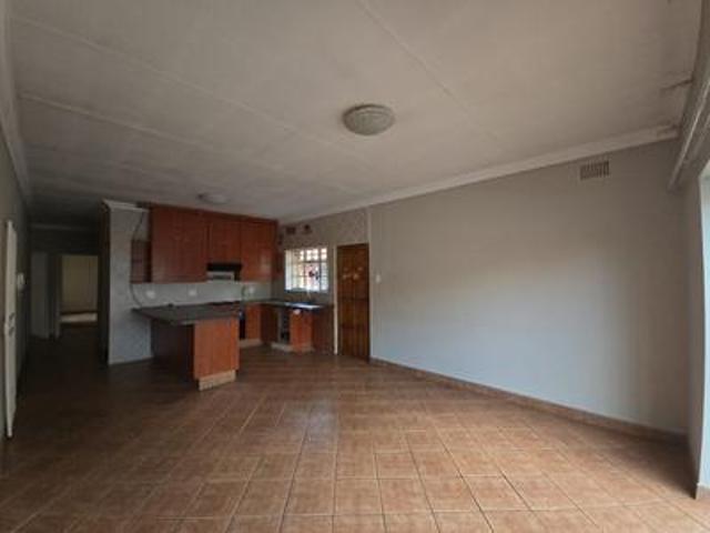 townhouse to rent in greenhills