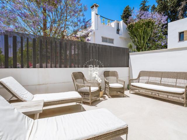 Townhouse to rent in Los Naranjos Golf