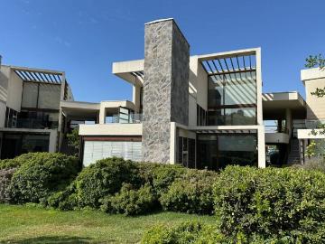 Townhouses avenida del valle
