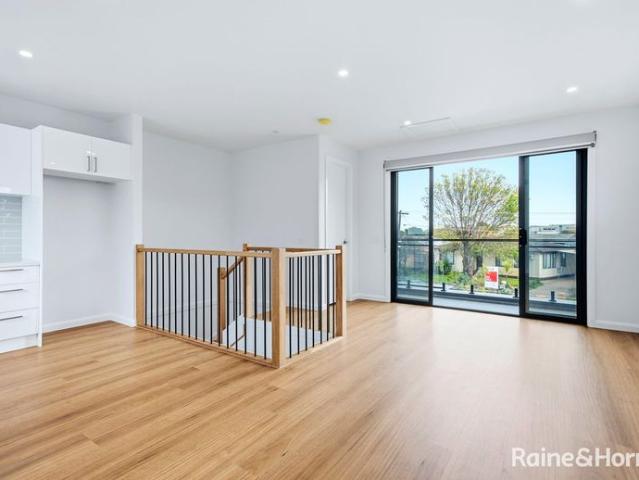 4 Townhouse's Brand New & Available Now!