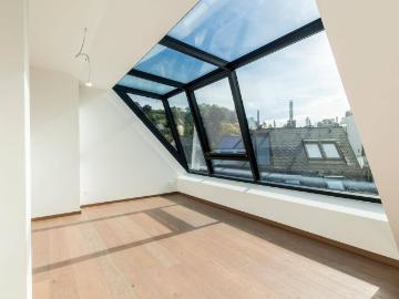 Townhaus in Sievering mit 93 m² Eigengarten und Terrasse – 5 Zimmer über drei Ebenen