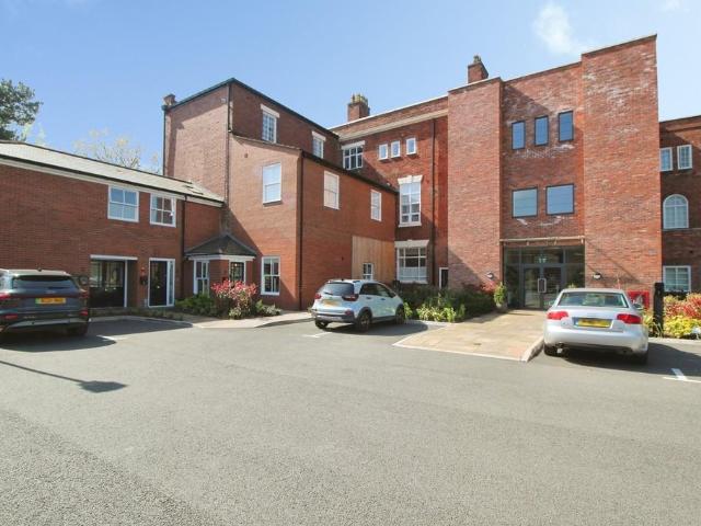 Townsend Way, Chester CH3 2 bed apartment to rent £1,975 pcm £456 pw